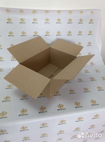 Картонная коробка четырехклапанная 380x290x200