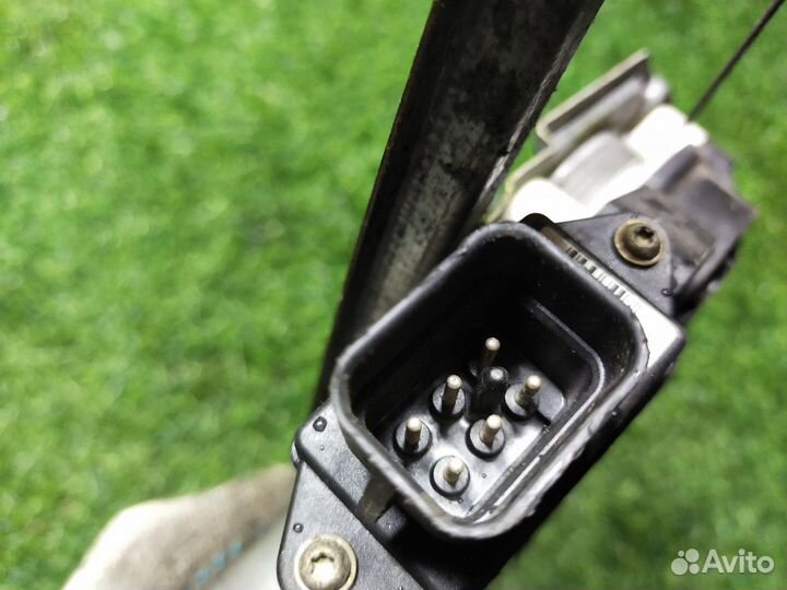 Стеклоподъемник элек левый передний Opel Zafira A