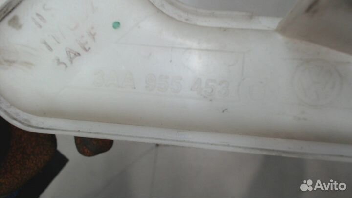 Бачок омывателя Volkswagen Passat 7, 2011