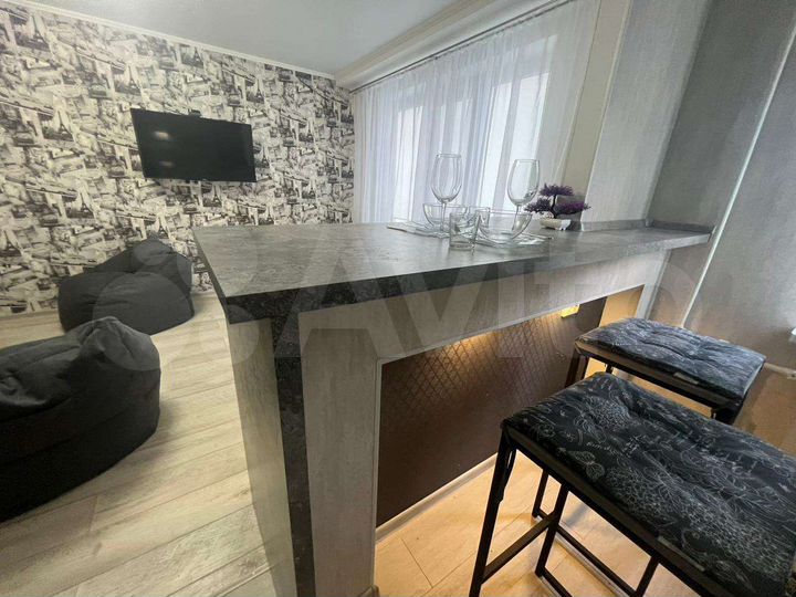 2-к. квартира, 51,1 м², 1/9 эт.