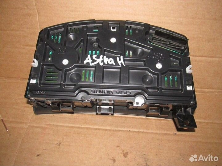 Панель приборов Opel Astra H