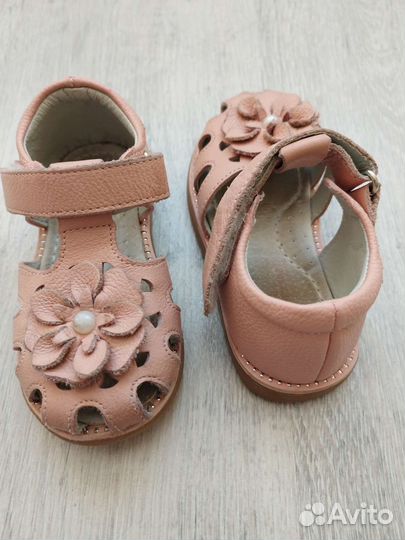 Сандали для девочки