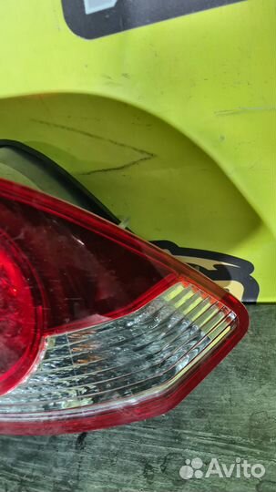 Задний фонарь Honda civic 4d