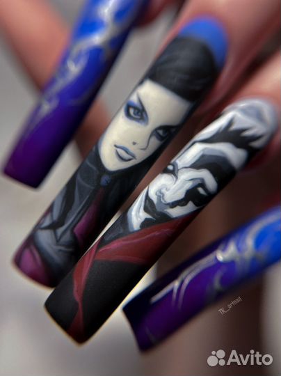 Модель на наращивание ногтей