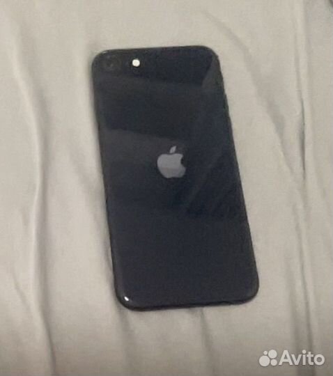iPhone SE (2022), 64 ГБ