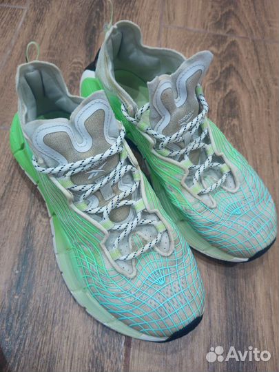 Кроссовки женские adidas 36