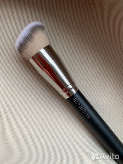 Кисть для кремовых румян