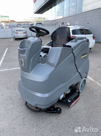 Поломойная машина Karcher B150