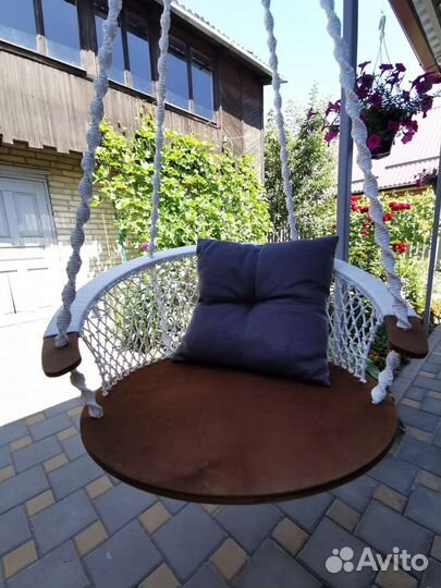 Садовые качели новые