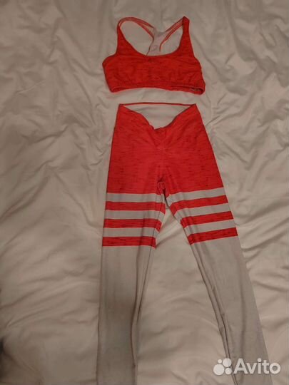 Костюм для йоги и фитнеса