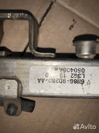 Топливная рампа Mazda 3 BK 6m8g9d280aa