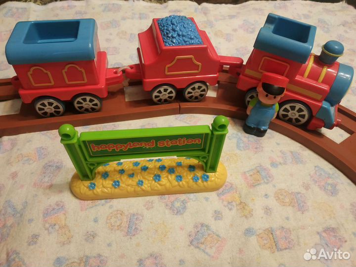 Поезд с железной дорогой Kiddieland