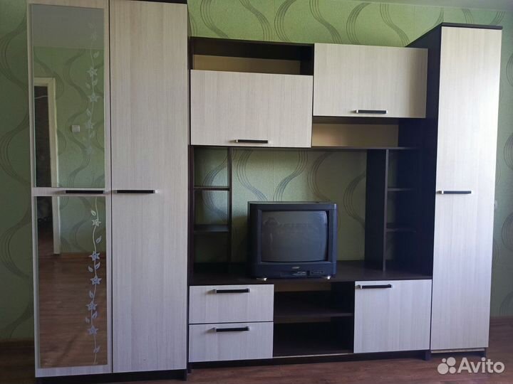 Стенка в гостиную бу