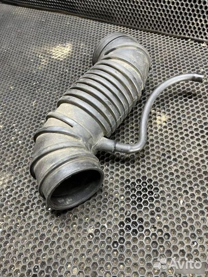 Гофра воздушного фильтра Mitsubishi Lancer 6 4G92