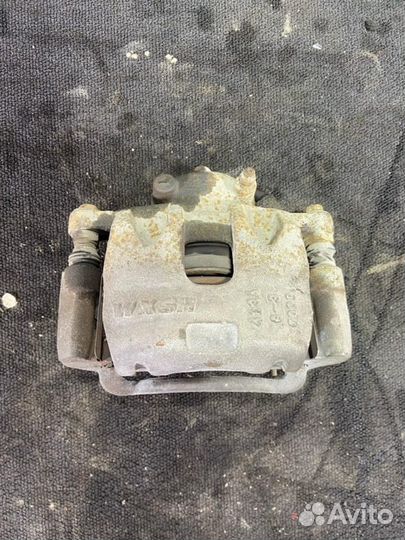 Суппорт передний левый Lifan Cebrium 2014-2018г 72