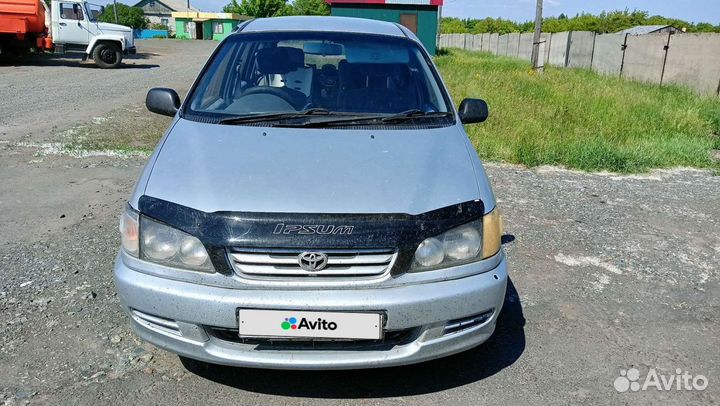 Toyota Ipsum 2.0 AT, 1997, 450 000 км