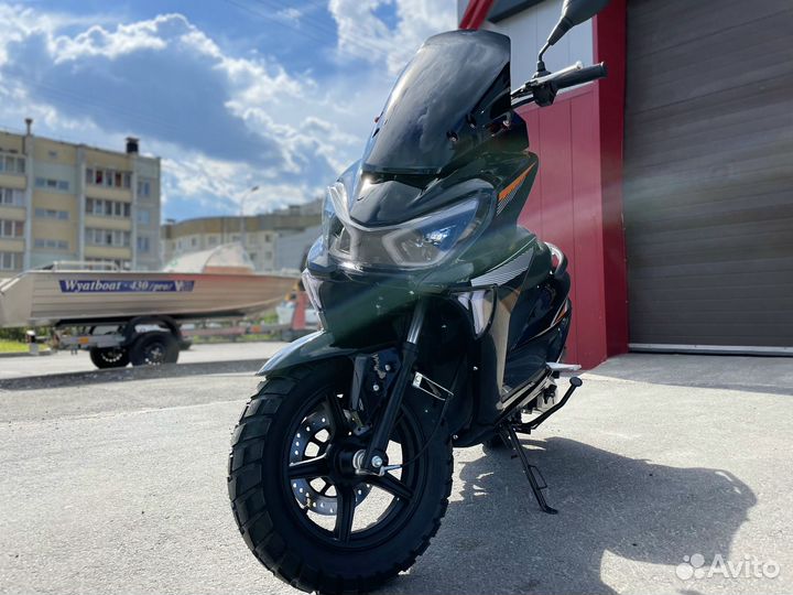 Максискутер promax magnus 200