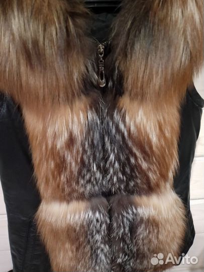Жилет натуральная кожа, мех лиса