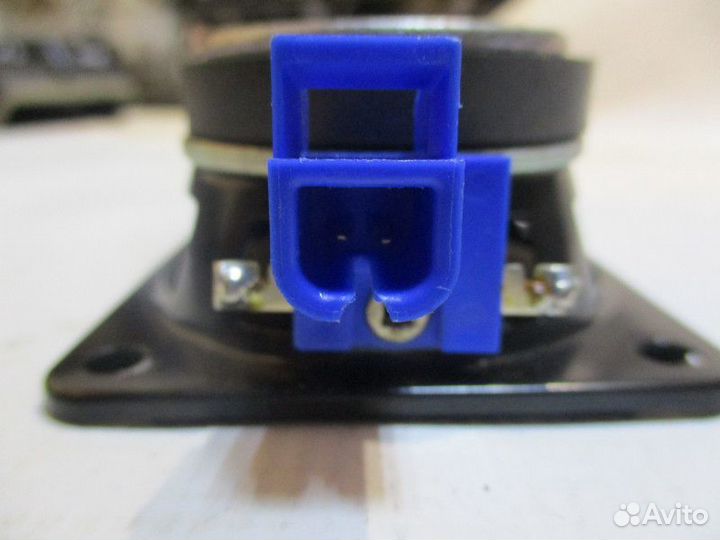 Динамик Cadillac STS