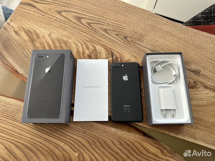 iPhone 8 Plus, 64 ГБ