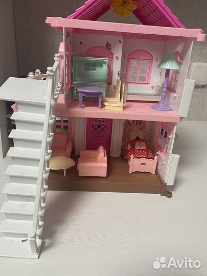 Домик кукольный