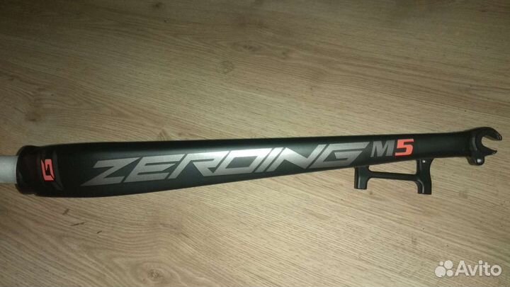 Вилка ригидная (жёсткая) для велосипеда