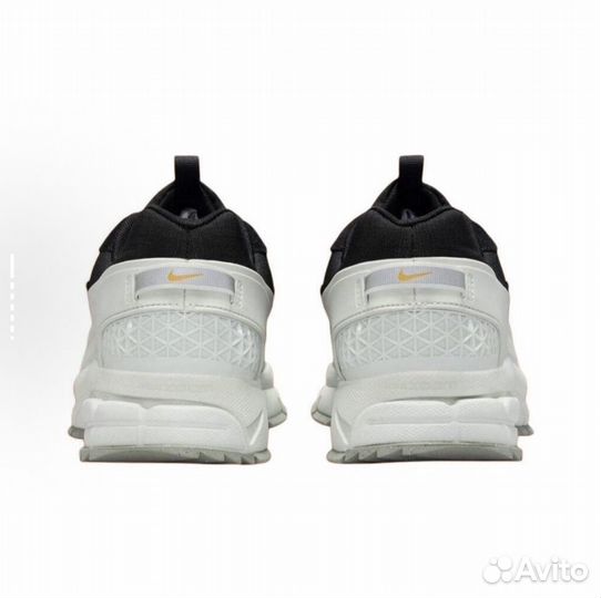 Nike vomero 5 roam