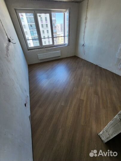 Укладка кварцвинила, ламината, настил линолуема