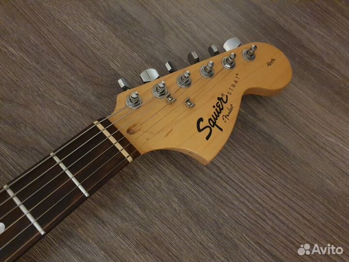 Электрогитара Squier Affinity Stratocaster HSS