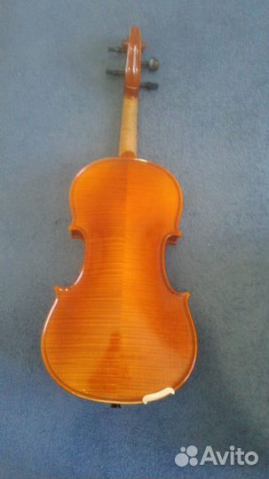 Продается скрипка 4/4, ученическая
