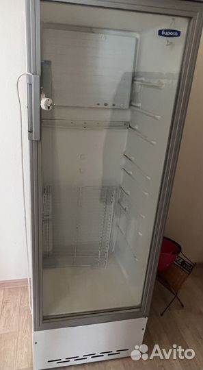 Холодильник Холодильный шкаф Бирюса