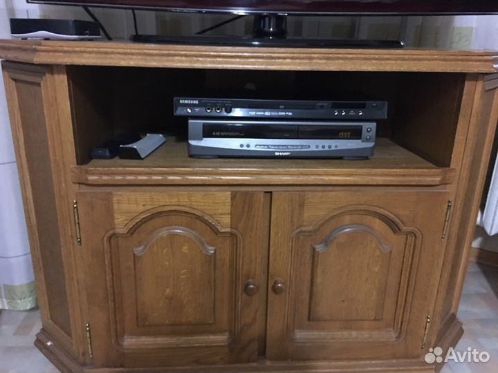 Тумба угловая