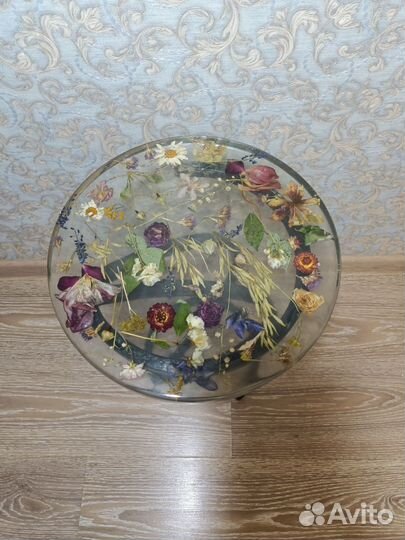 Журнальный столик