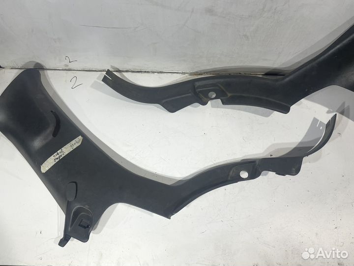 Накладка на задние стойки Chevrolet tahoe gmt 800