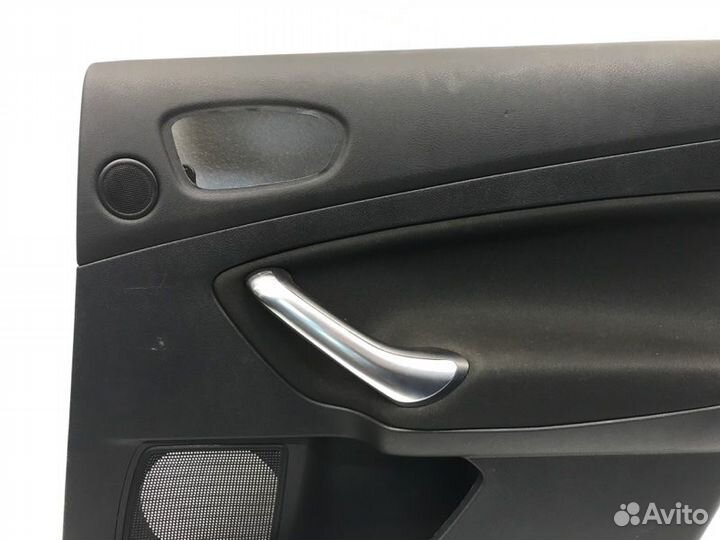 Обшивка двери задняя правая Ford Mondeo седан 2.3