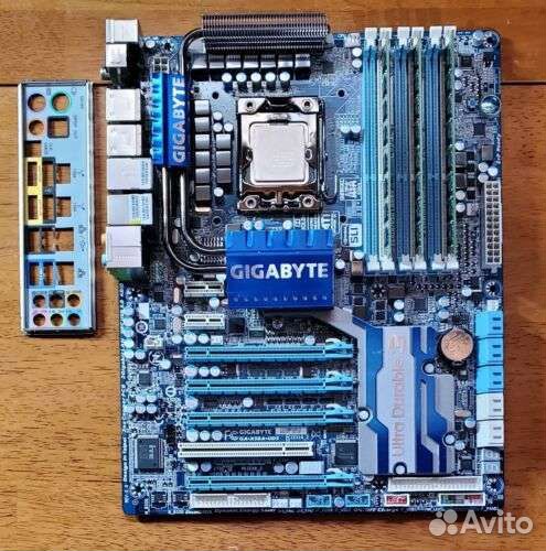 Материнская плата с процессором