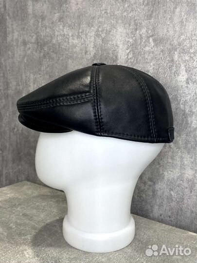 Мужская кожаная кепка