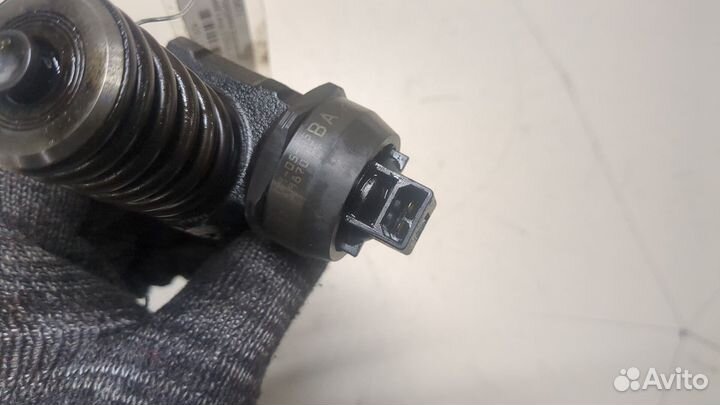 Форсунка топливная Seat Leon 2, 2009