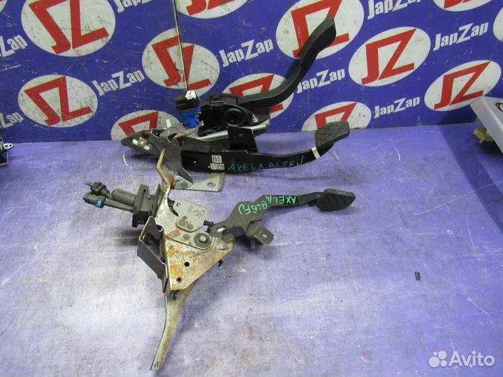 Педаль газа Mazda Axela BL6FJ