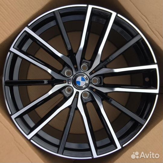 Диски BMW G05 R21 разноширокие