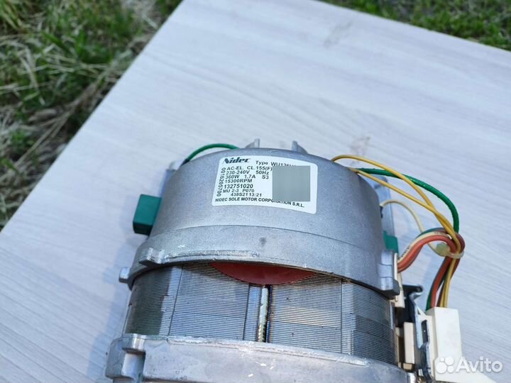 Двигататель стиральной машины Занусси Электролюкс