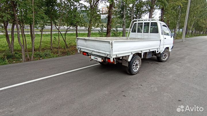 Toyota Lite Ace, 1990