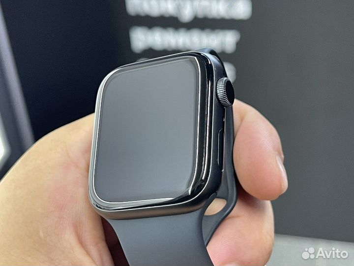 Apple Watch SE 44mm