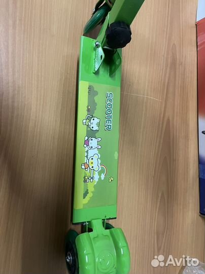 Самокат детский трехколесный