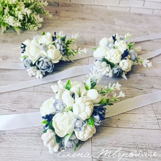 Бутоньерка на руку для подружки невнсты
