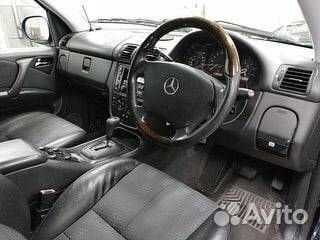 Блок предохранителей Mercedes Ml270 163 612.963