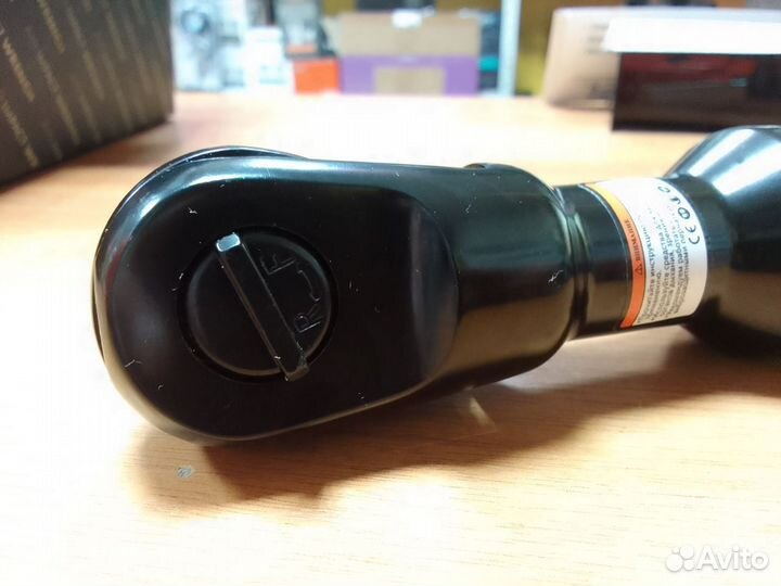 Трещотка пневматическая 1/2