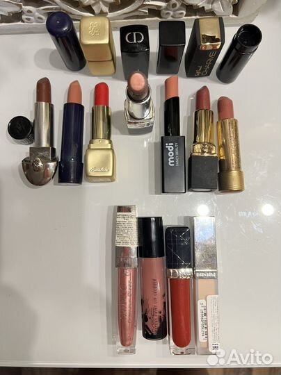 Блеск и и помады lux