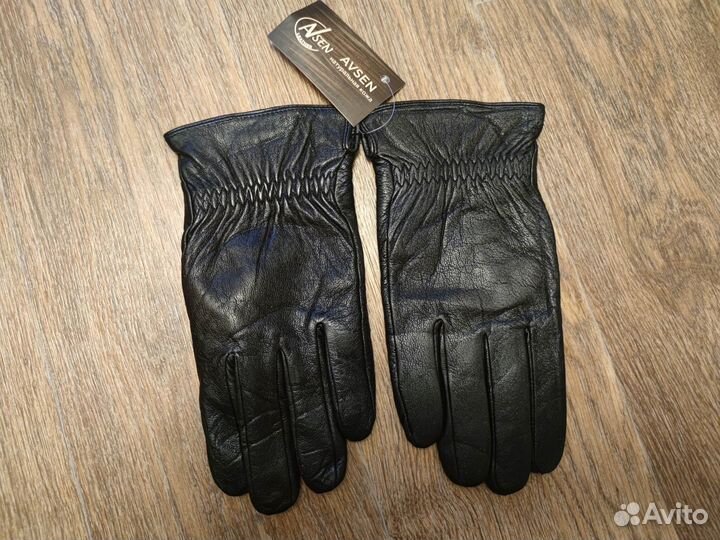 Новые перчатки из натуральной кожи