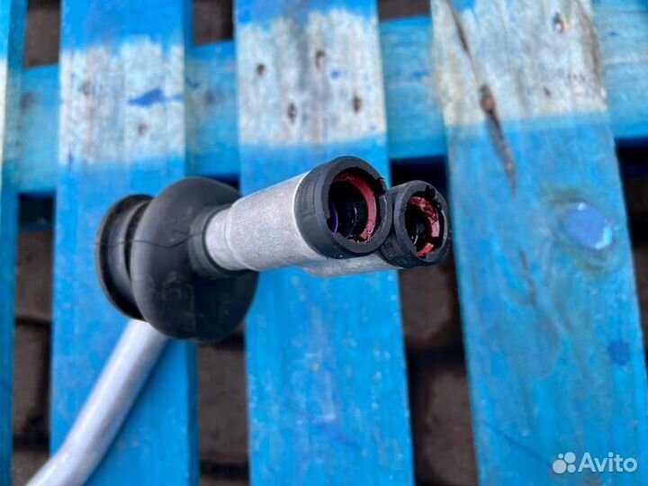 Трубка кондиционера передняя Porsche Macan Turbo